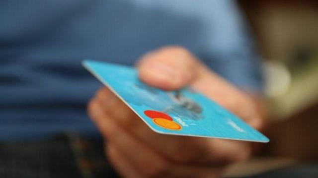 What Are the Benefits of Having a Corporate Credit Card?